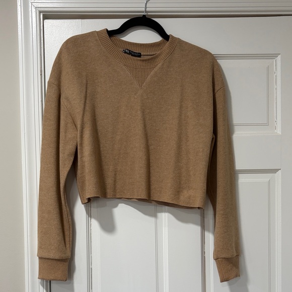 Zara Tan Women's Cropped Sweatshirt - Picture 2 of 2